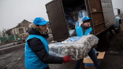 Refugiados: distribuição de itens para refugiados na ucrânia